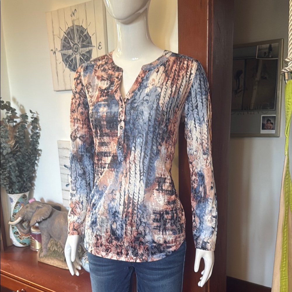 NWT northern reflections size small Women's Multicolor Long Sleeve Top